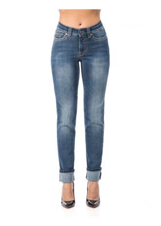 P682Q4955-BDENI-1jpg