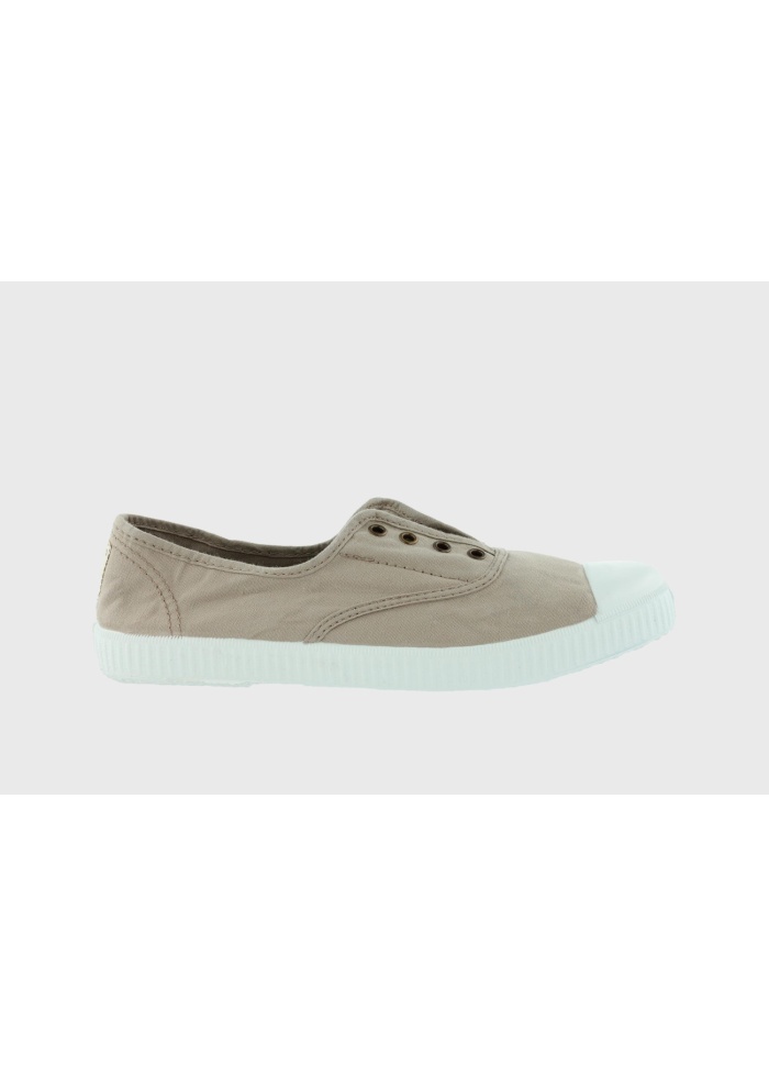 Victoria | Oxford Plimsoll