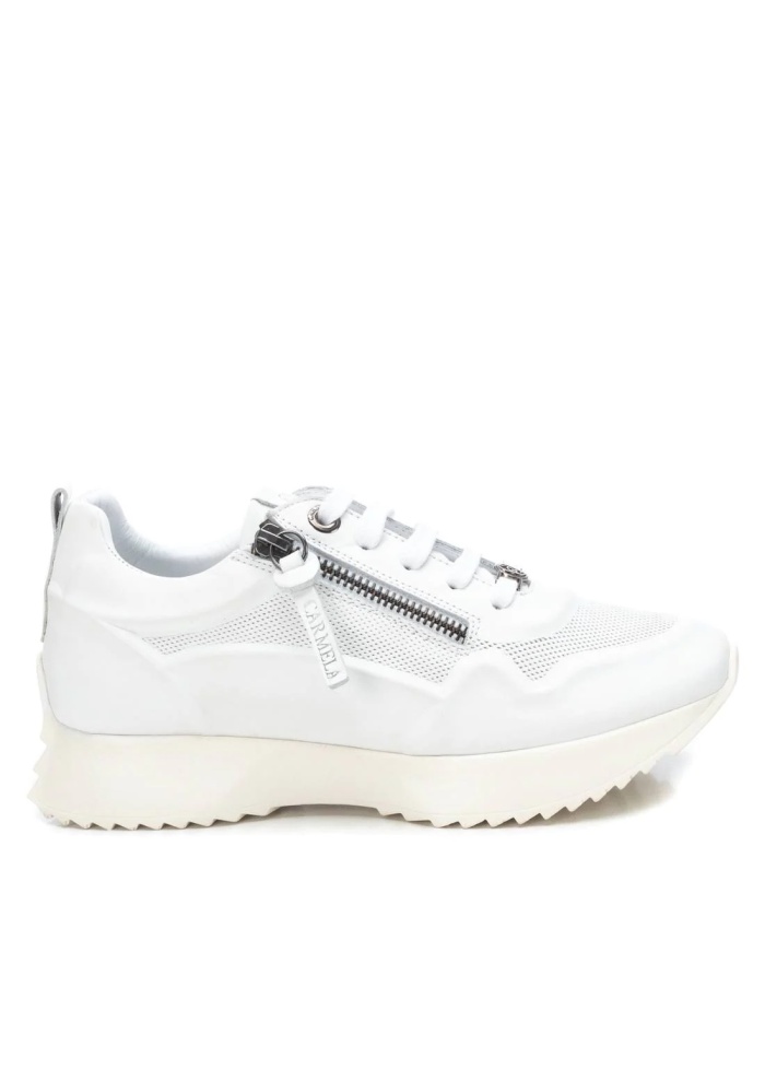 Carmela | Side Zip Trainer