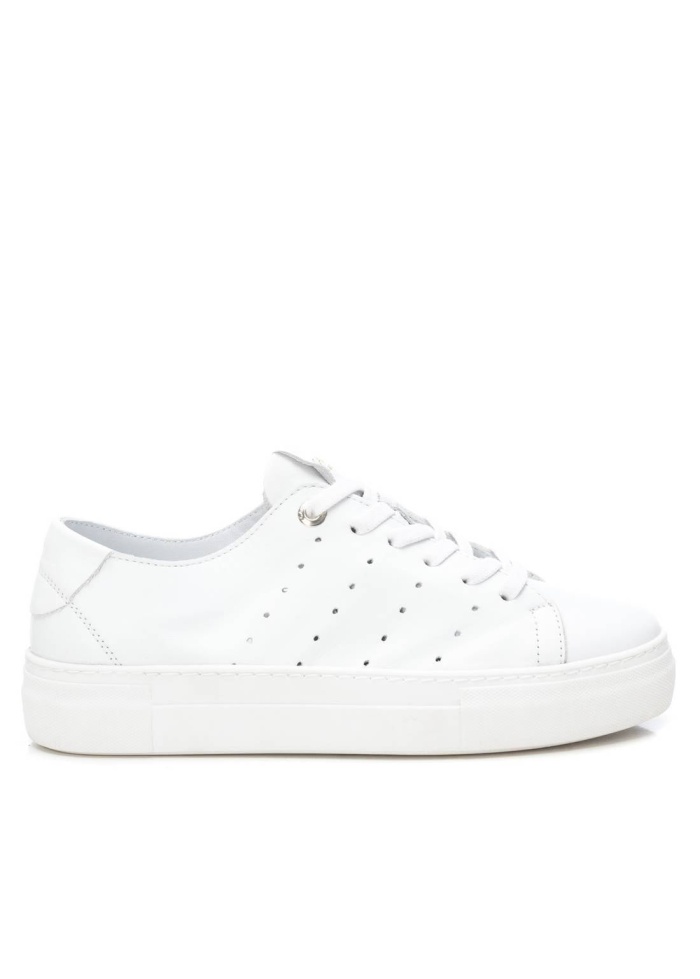 Carmela | Simple Trainer