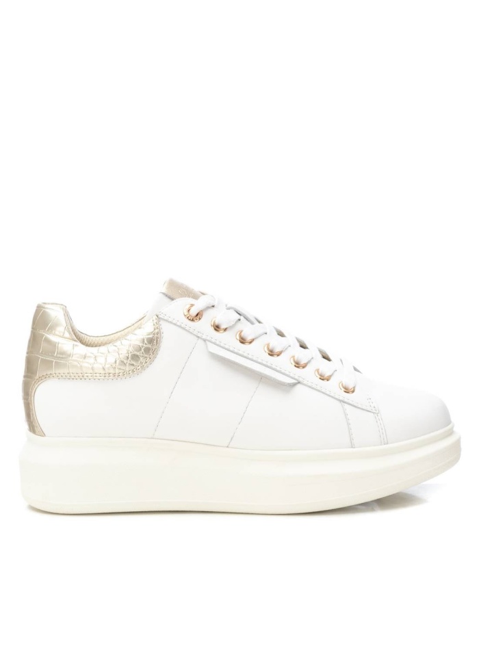 Carmela | Gold Trim Trainers