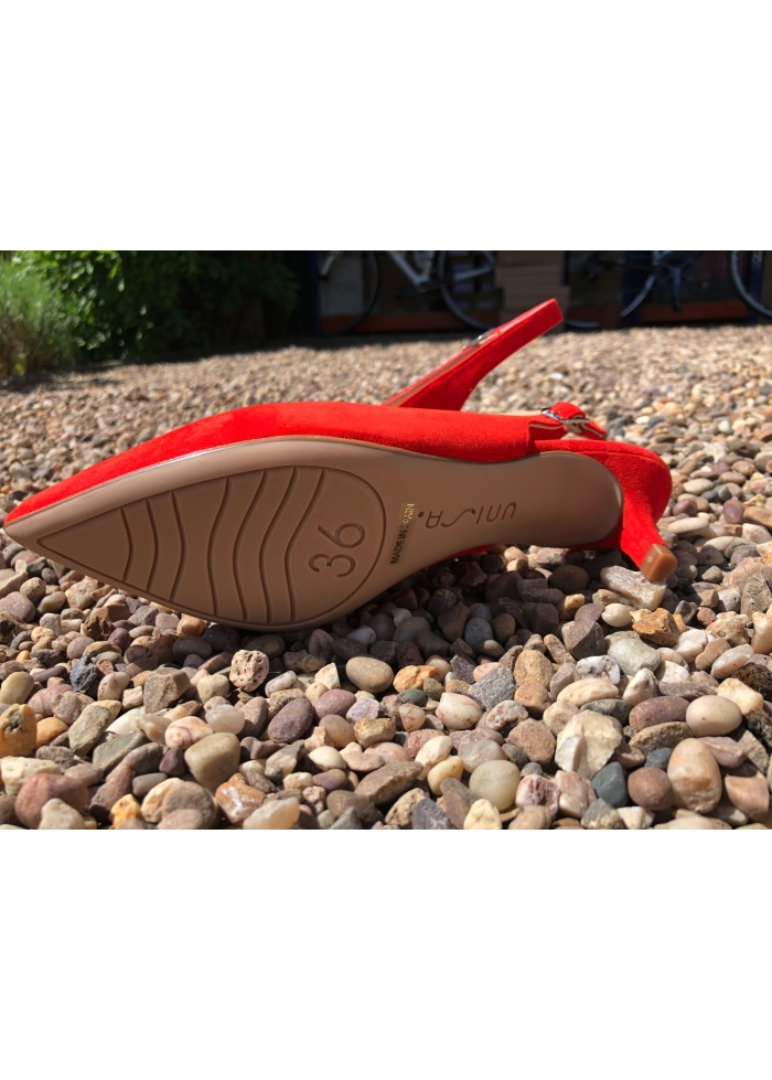 Unisa | Kitten Heel Court