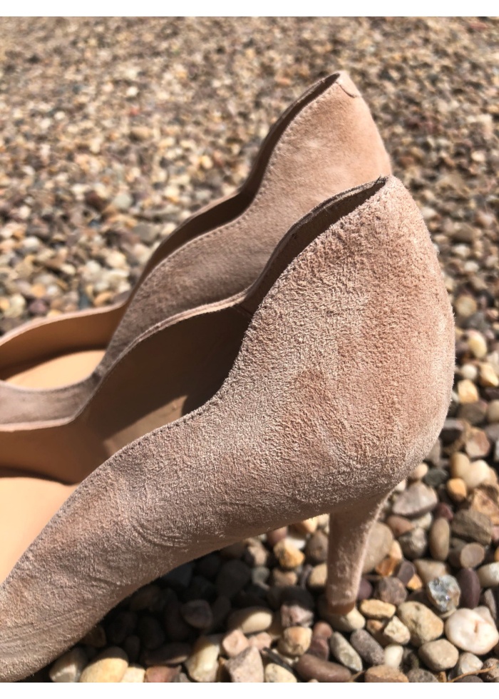 Unisa | Side Sculpted Court