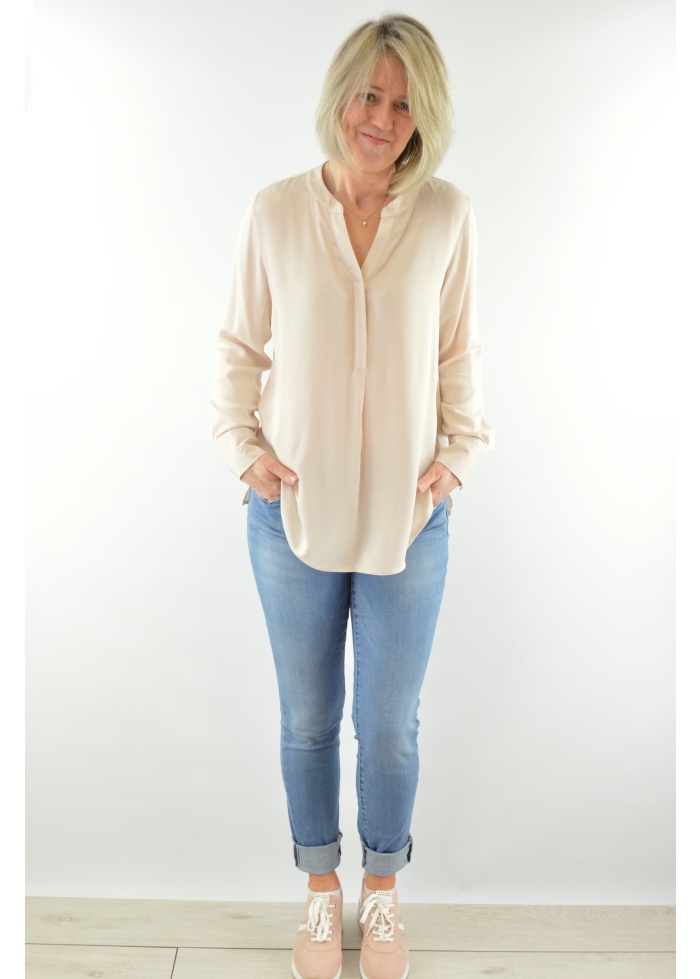 Milano | V-Neck Blouse