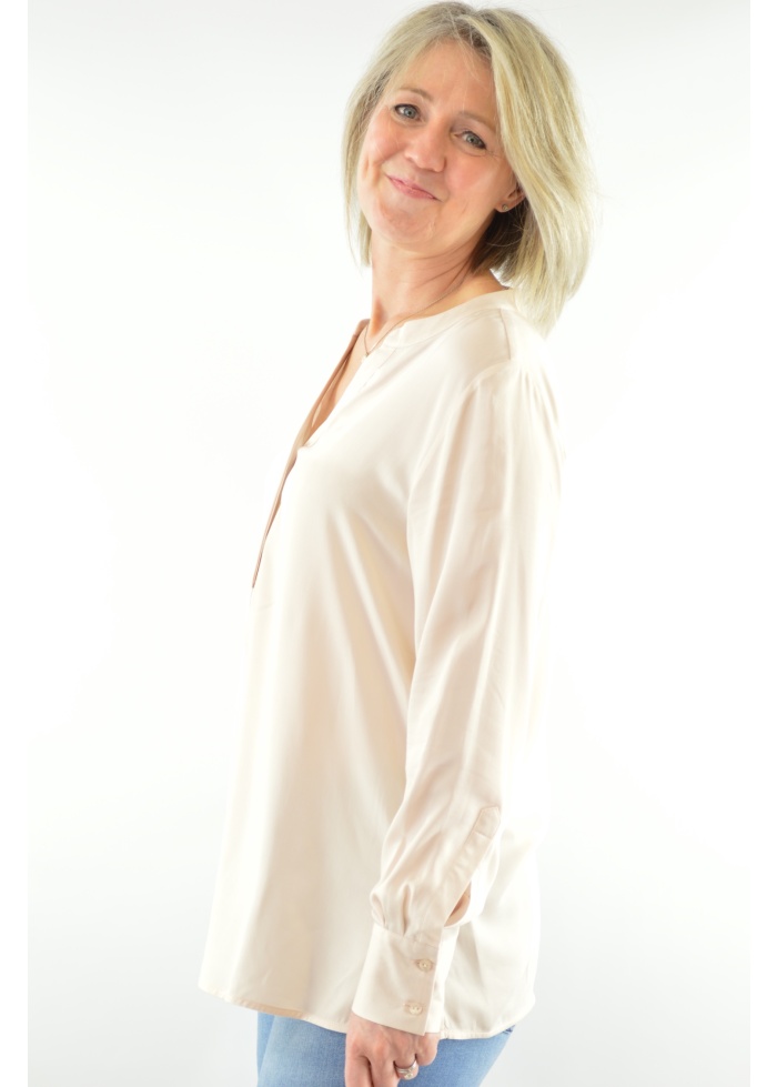 Milano | V-Neck Blouse