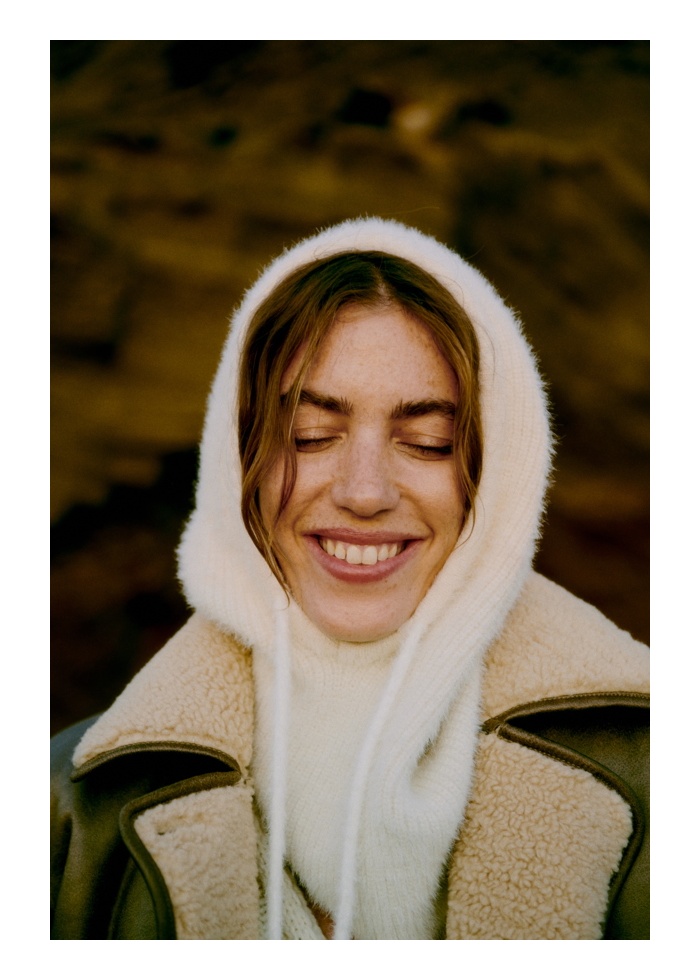 b.young | ByVips Hood