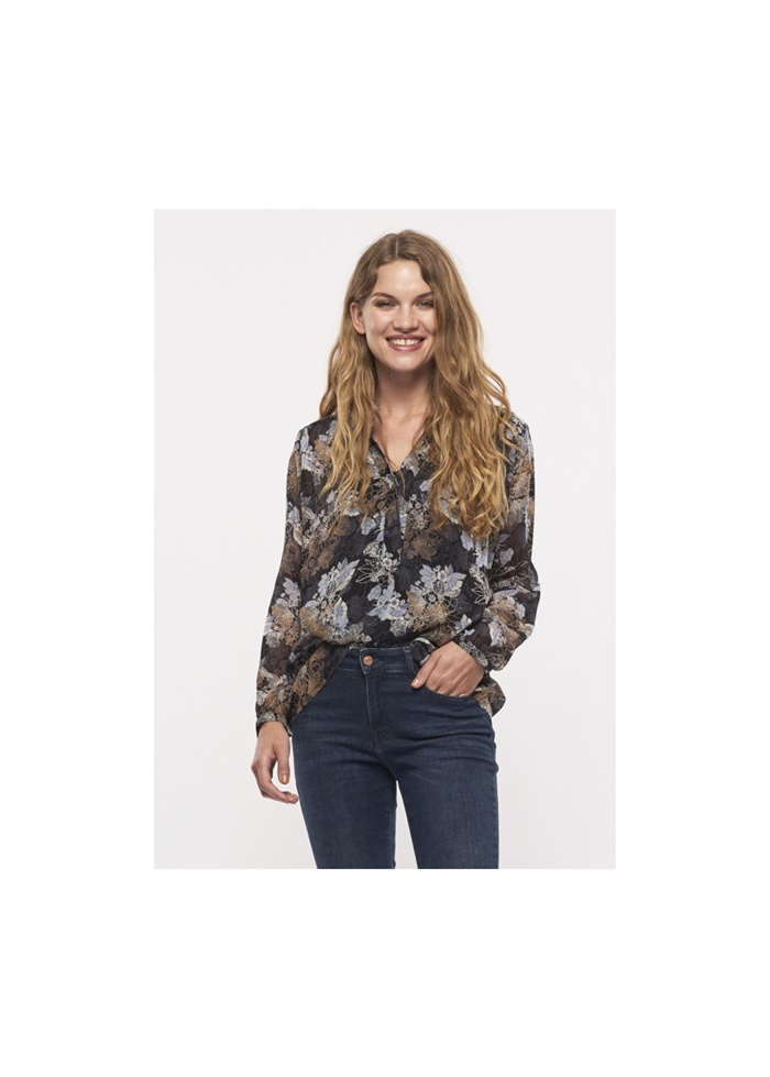 Part Two | Hella Blouse