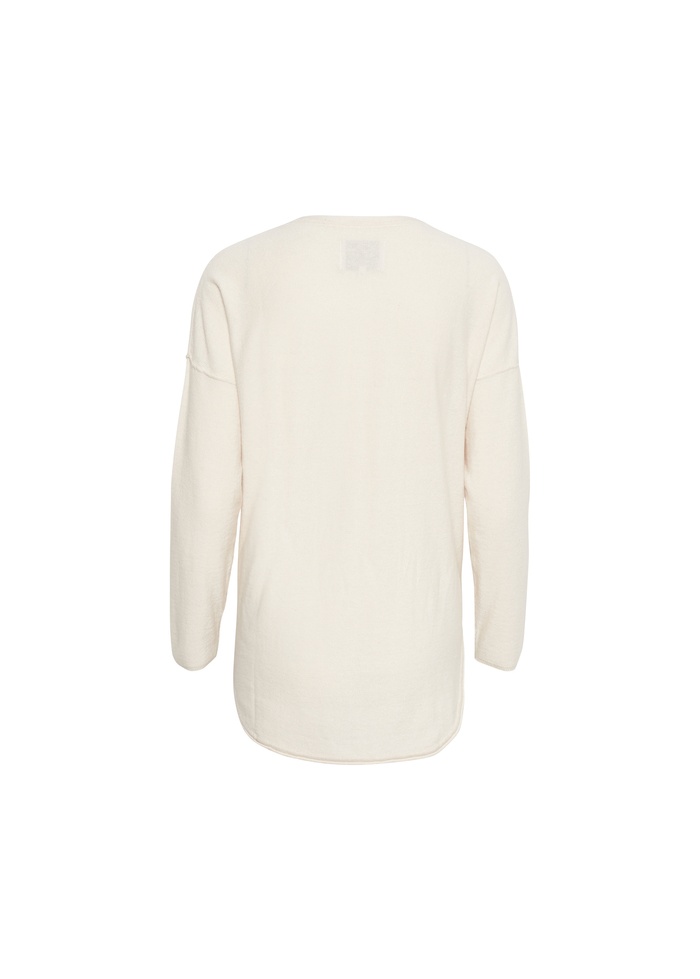 Part Two | Illviasa V-Neck