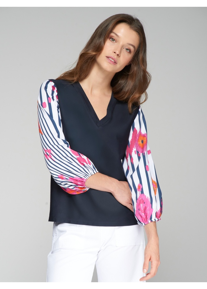 Vilagallo | Monica Ikat Top