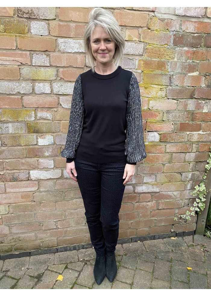 Blank | Black jumper with chiffon sleeves