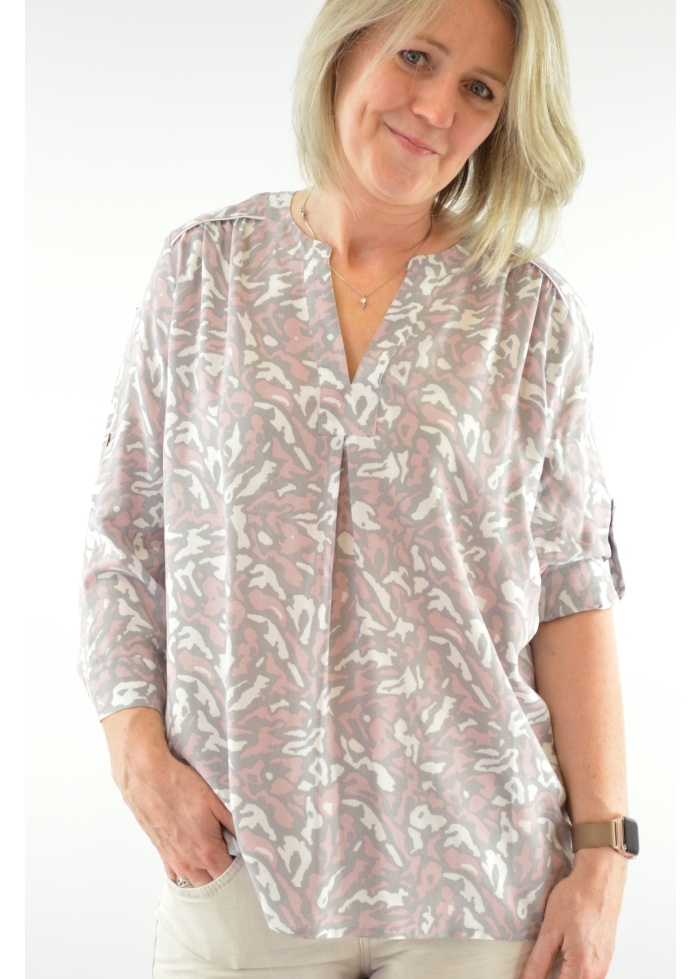 Just White | Zebra Blouse