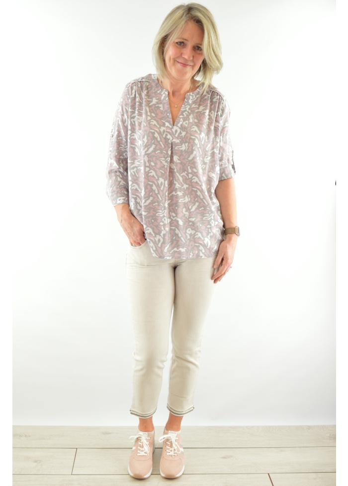 Just White | Zebra Blouse