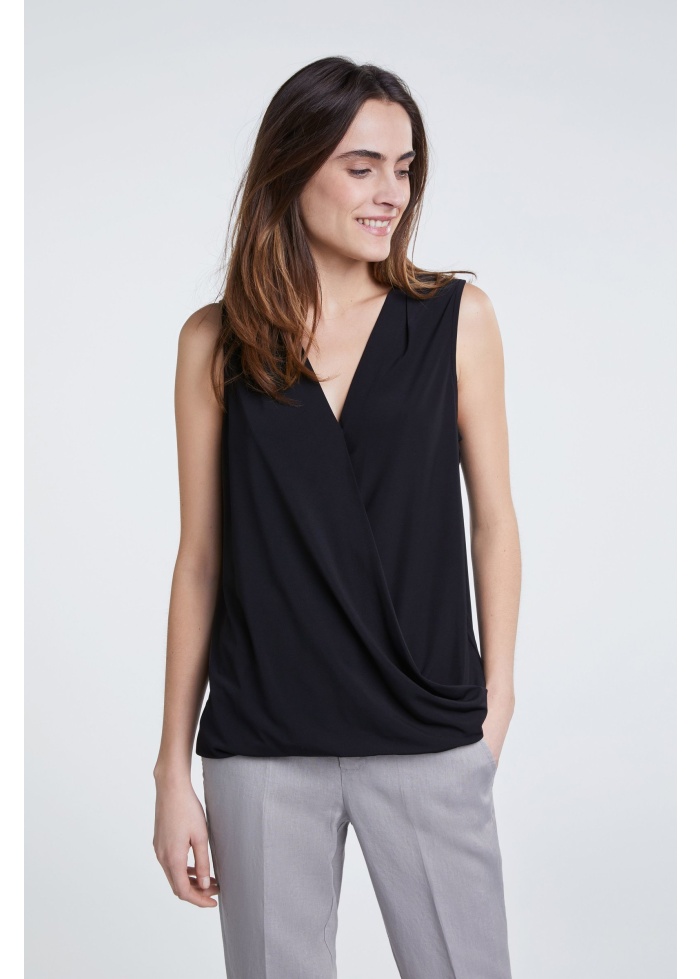 Oui | Silky V-Neck Blouse