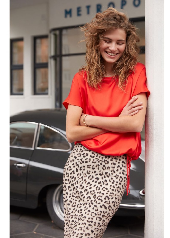 Oui | Drawstring Silky Top