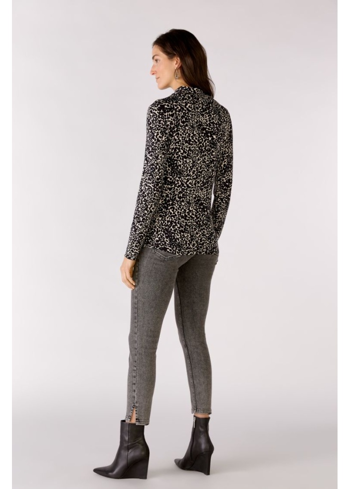 Oui | Animal Print Turtle Neck