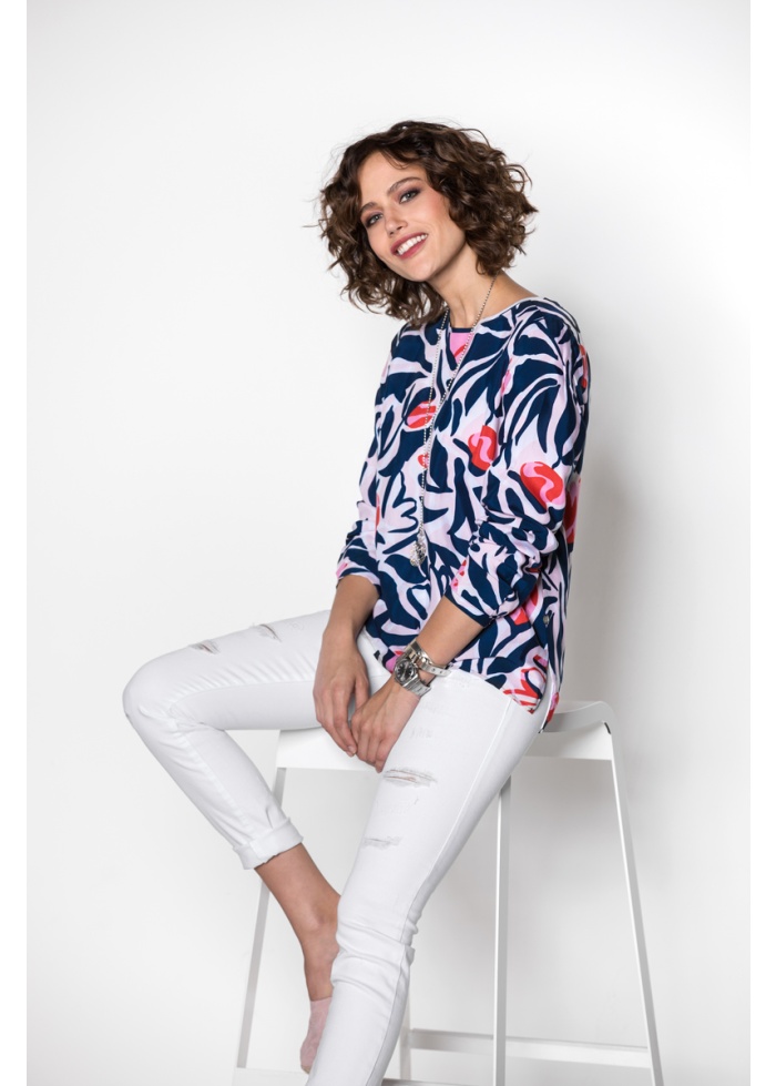 Milano | V-Neck Print Top