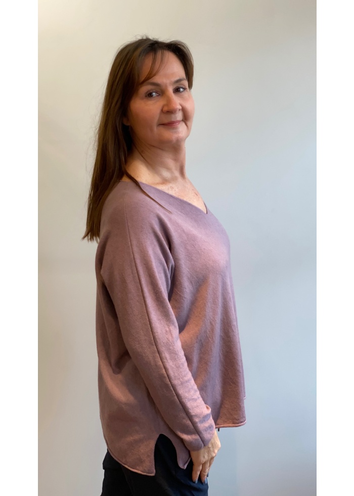 Lulu | Pink V-Neck Jumper