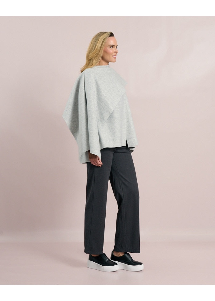 Deck | Cape style jacket