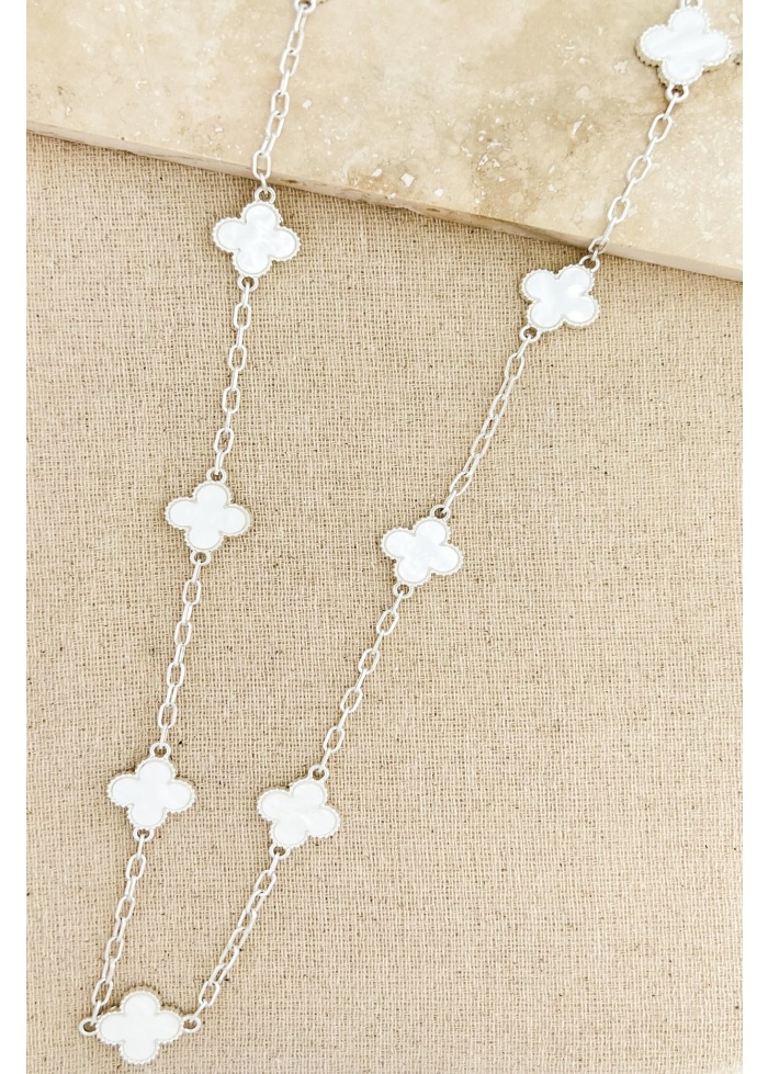 Envy | White Pearl Clover Necklace