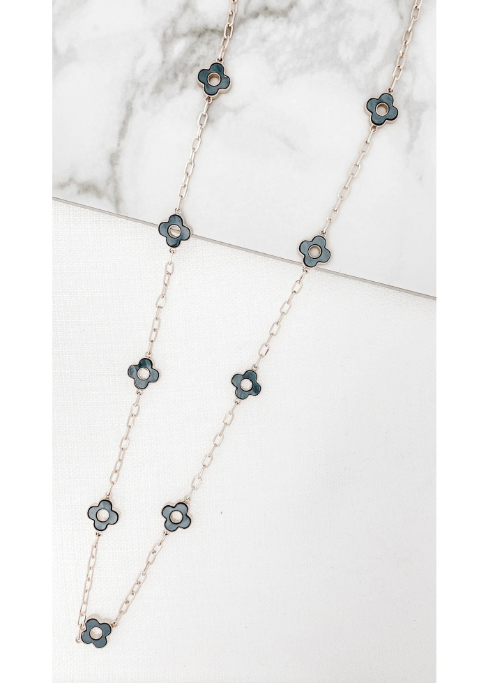 Envy | Grey Clover Necklace