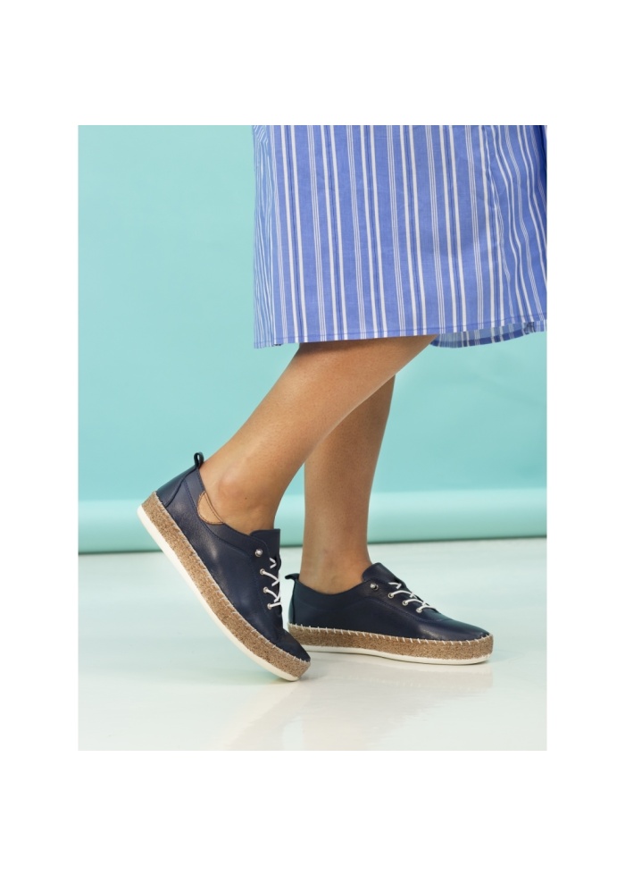 Lunar | Evie Navy Leather Shoe