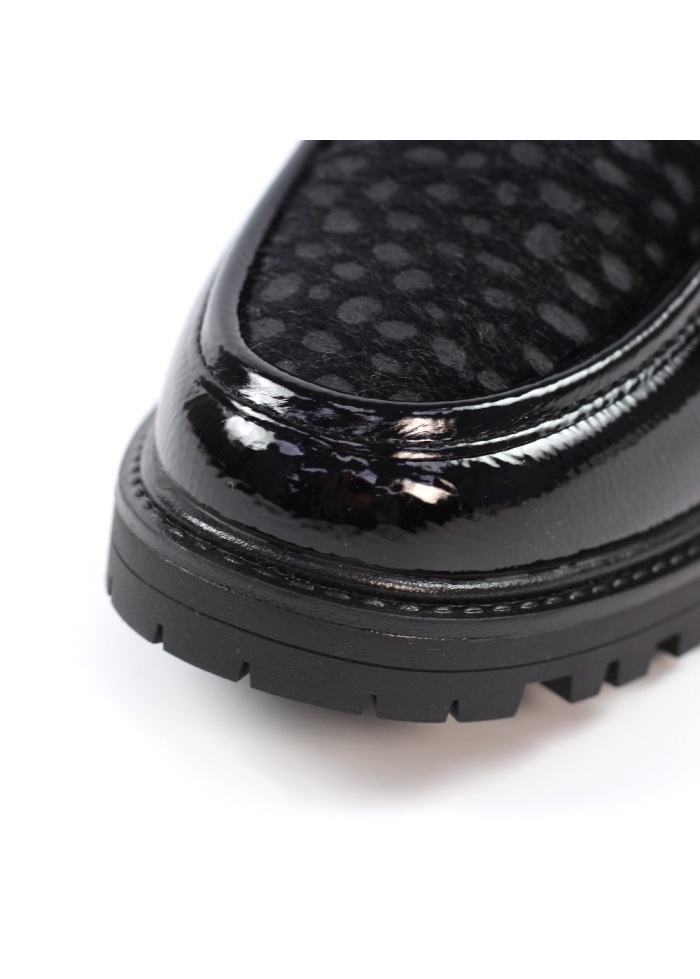 Lunar | Checo Black Shoe