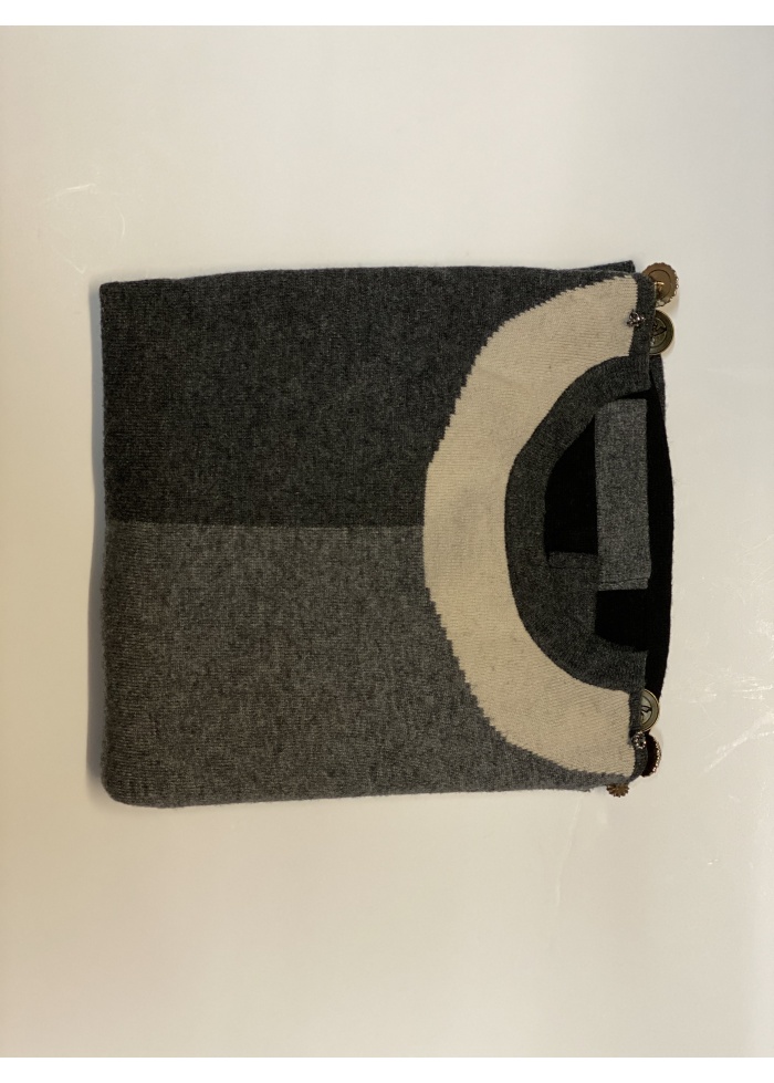 JEIS | Jumper with buttons