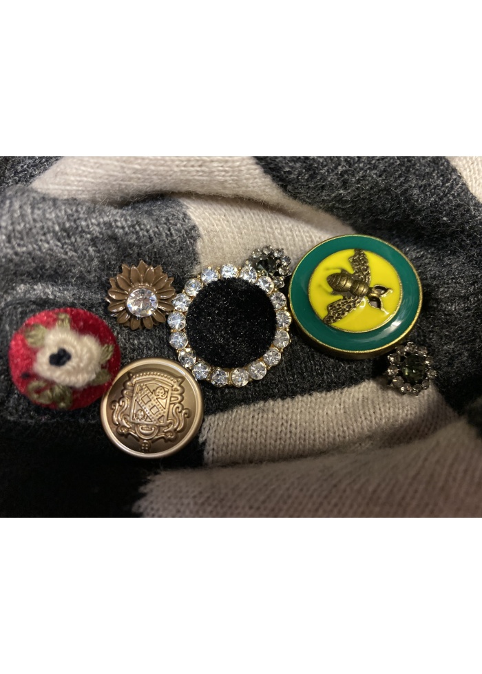 JEIS | Jumper with buttons