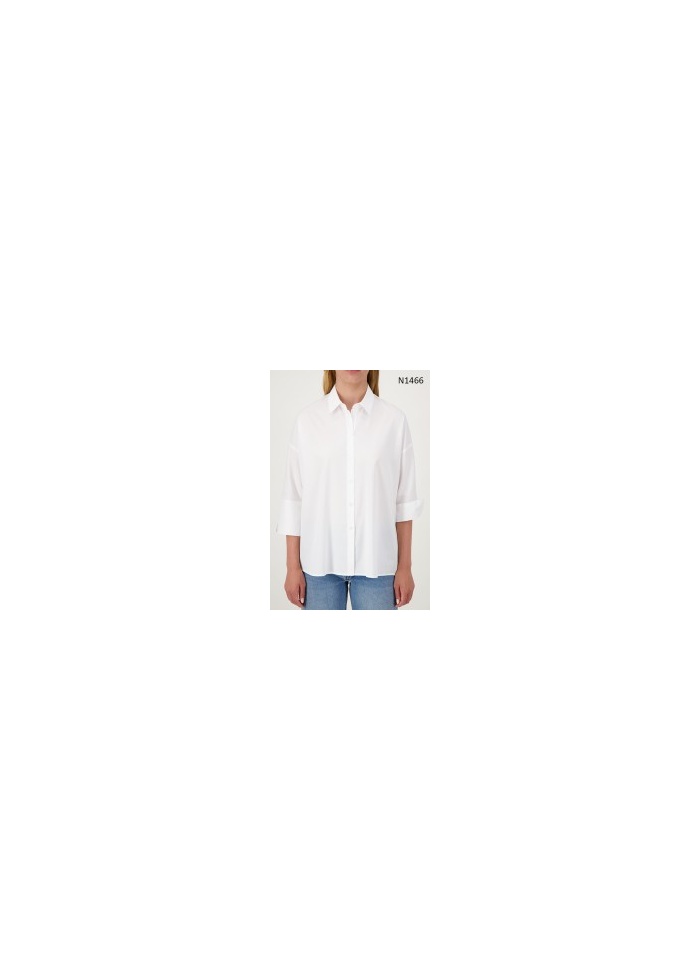 Just White | Pleat Back Shirt