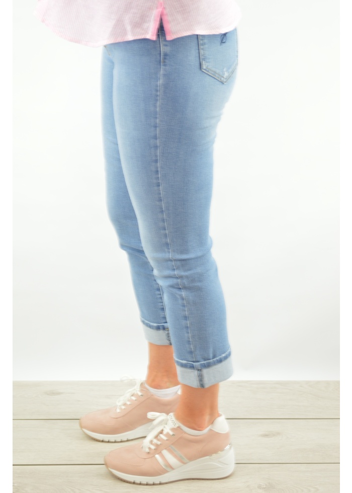 JonnyQ | Catherine Crop