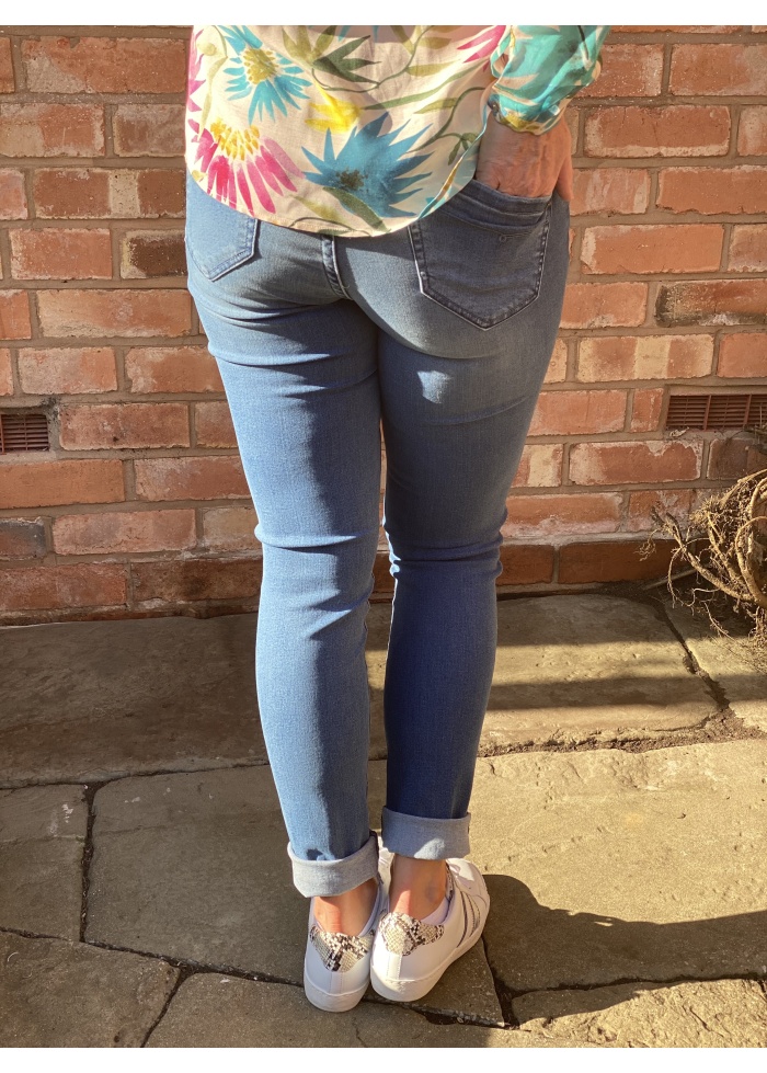 JonnyQ | Penelope Jeans