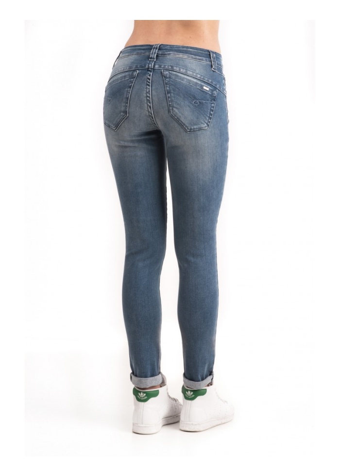 JonnyQ | Penelope Jeans