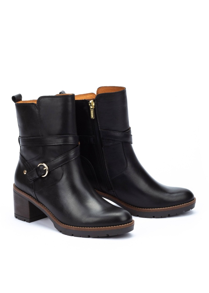 Pikolino | Buckle Detail Black Ankle Boot